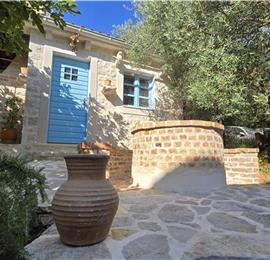 4 bedroom villa with pool and sea views, Kumbor, sleeps 8-10